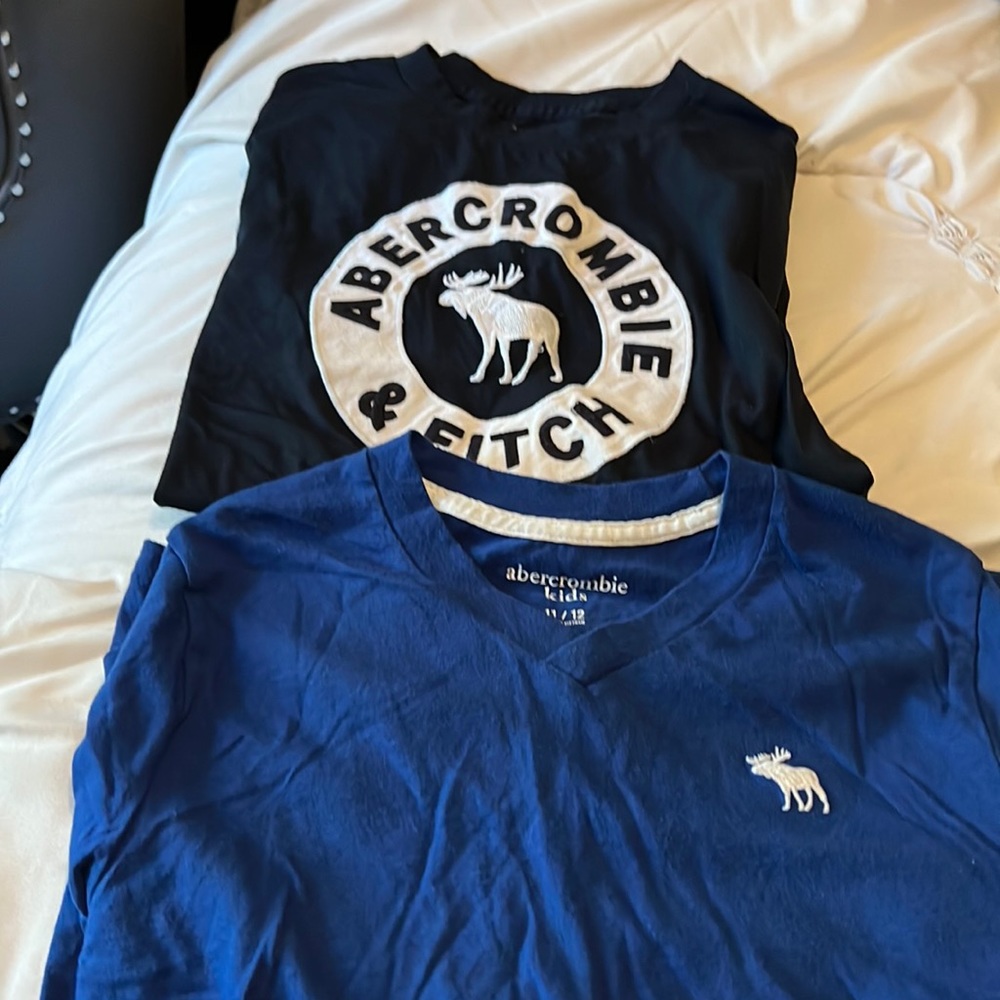 2 Abercrombie boys t shirts 11/12